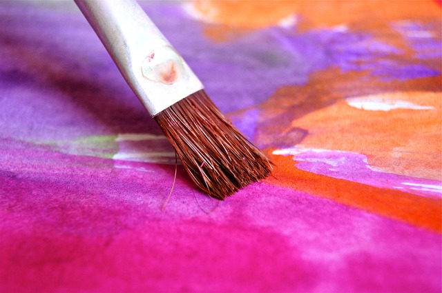 Especialização gratuita 100% online em Ensino de Artes Visuais recebe inscrições