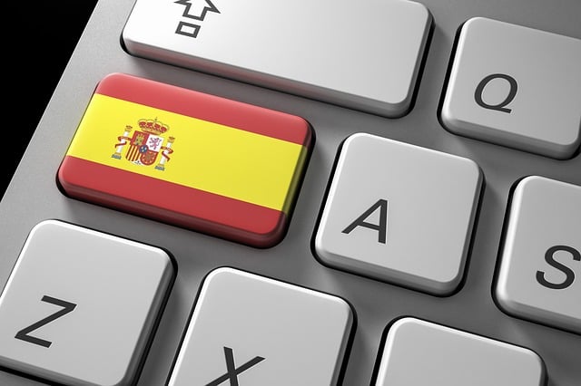 Especialização gratuita 100% online em Ensino de Espanhol recebe inscrições
