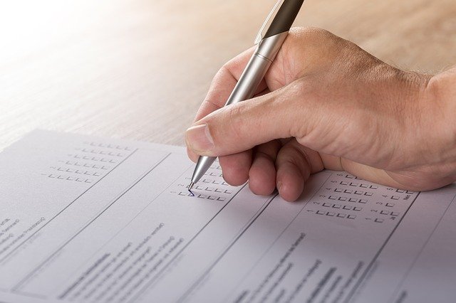Prefeitura de SP encerra amanhã inscrições para concurso com salários de até R$ 4.529,55